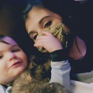 Meet your Posher, Brittany